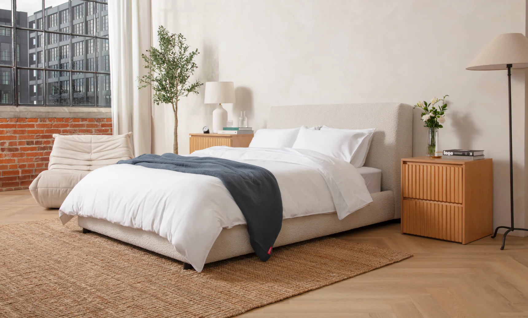Curve Bed Frame - Image 4