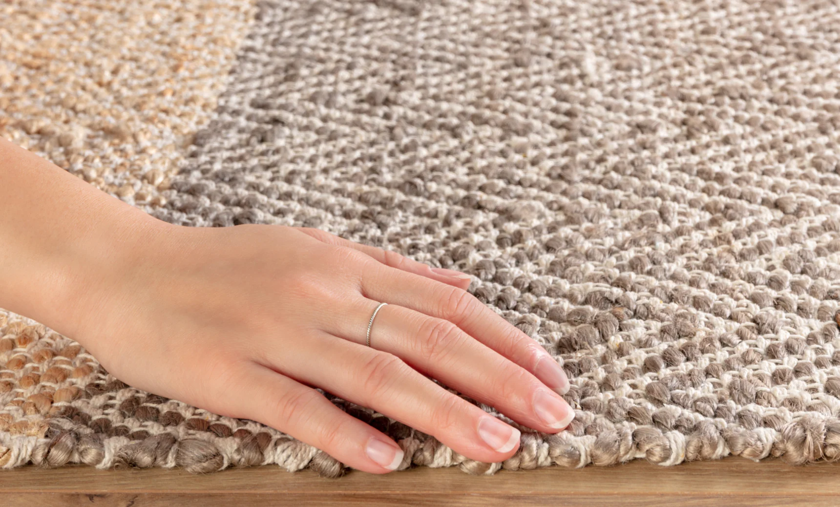 Hand-Loomed Jute Rug - Image 4
