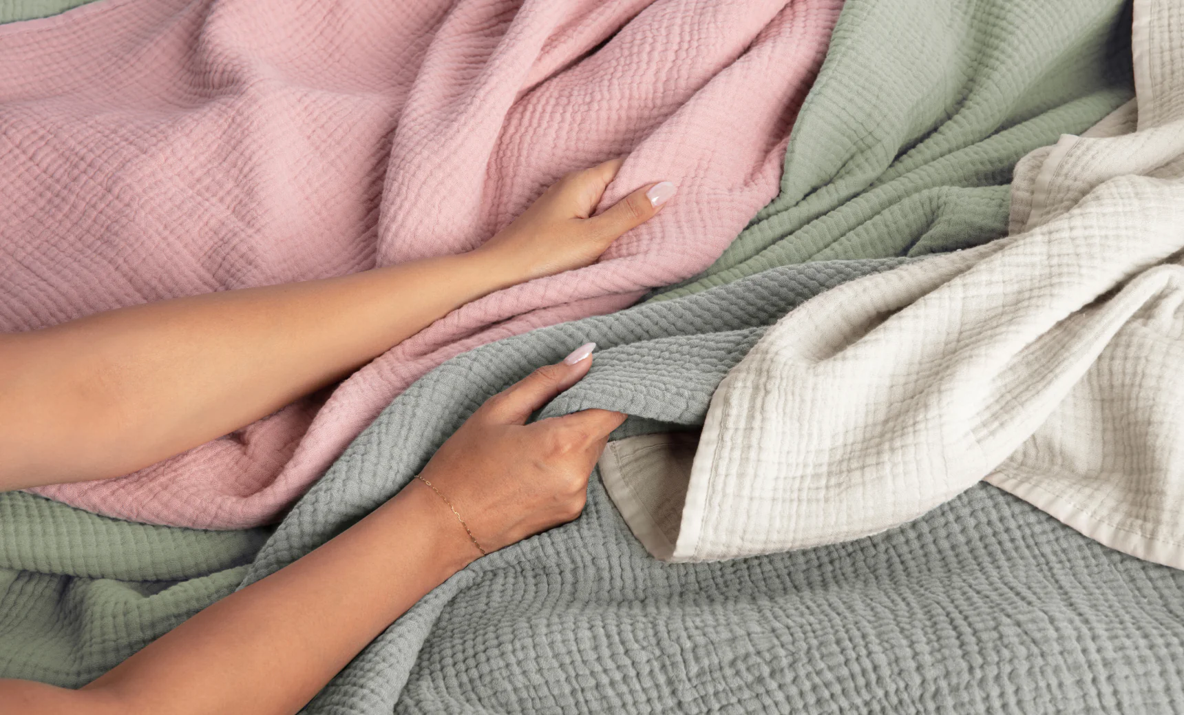 Muslin Blanket - Image 25