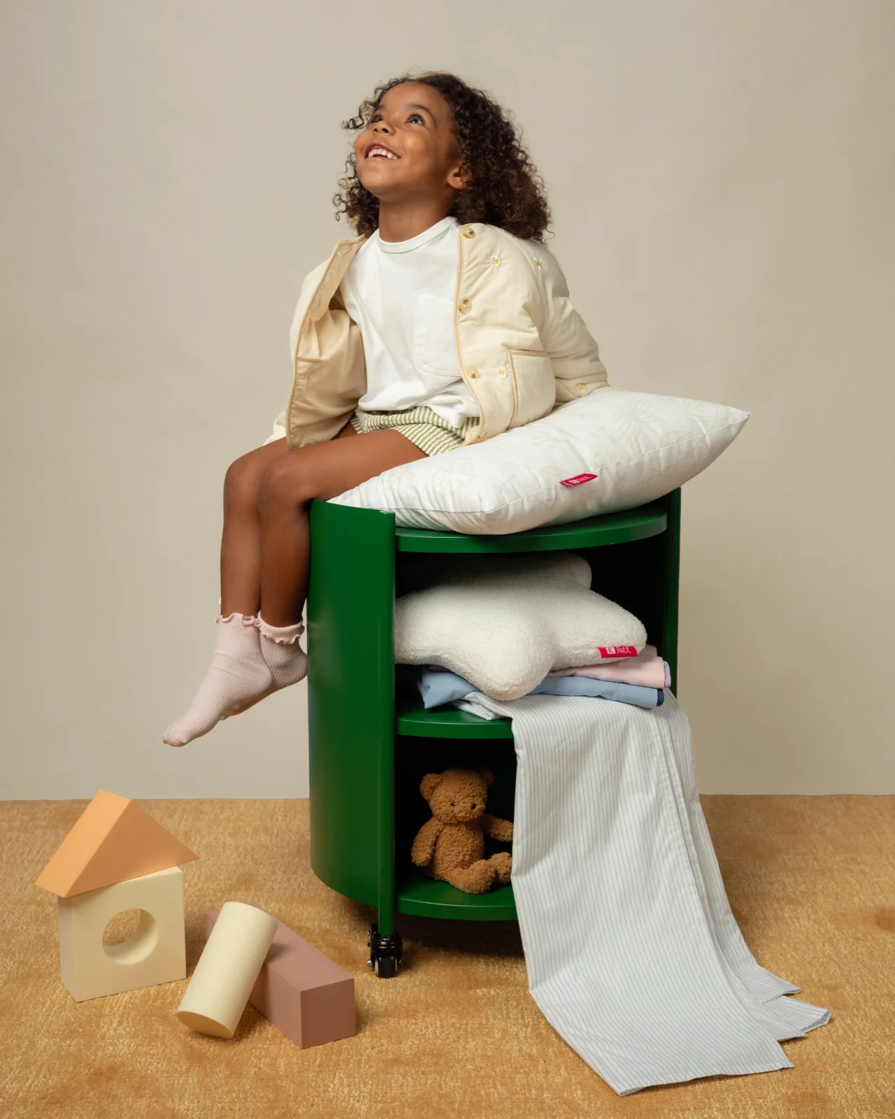 Kids Swivel Nightstand - Image 6