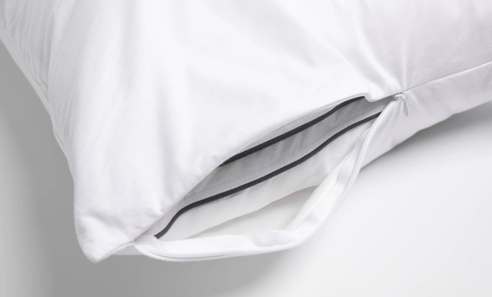 Waterproof Pillow Protector - Image 4